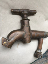 Ancien robinet fontaine d'occasion  Bastia-