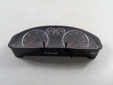 Audi A6 Allroad C5 2001 prędkościomierz kokpit 4B0920981J AOJ63447, używany na sprzedaż  PL