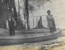 Usado, Cartão postal foto homens pescadores barcos de pesca capturados peixes grandes Canadá 1900–1910s comprar usado  Enviando para Brazil