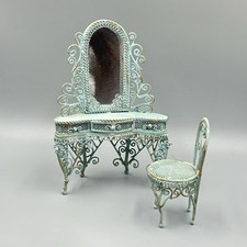 Dolls house vintage for sale Dolls house vintage for sale  WALTON-ON-THAMES