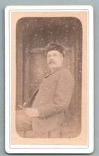 1870 mens chapka d'occasion  Expédié en Belgium
