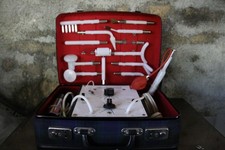 Old electrotherapy case d'occasion  Expédié en Belgium