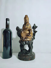 Lacquered wooden guanyin d'occasion  Expédié en Belgium