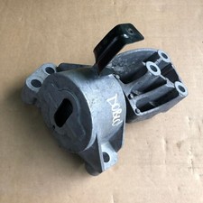 00517991100 supporto motore usato  Altamura