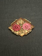 Broche ancienne lucite d'occasion Broche ancienne lucite d'occasion  Nancy-