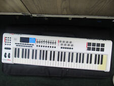 TECLADO CONTROLADOR M AUDIO AXIOM PRO 61 USB MIDI comprar usado  Enviando para Brazil