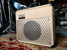 Amplificador combo raro colorido Vox AD30VT Valvetronix 1x10 1-30watt testado comprar usado  Enviando para Brazil