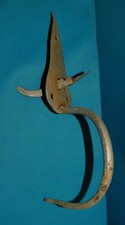 Ancien loquet poucier d'occasion Ancien loquet poucier d'occasion  Wœrth