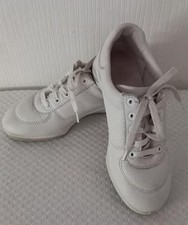 Baskets blanches cuir d'occasion  Lattes