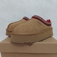 Ugg tazz suede usato  Venetico