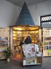 Edicola legno usato  Padova