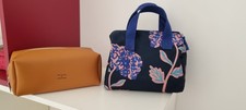 Lot pochettes maquillage d'occasion  Vernet-les-Bains