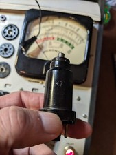 (1) Tubo RCA 6K7 testado RCA 6K7 corte remoto metal HICKOK testado P29 comprar usado (1) Tubo RCA 6K7 testado RCA 6K7 corte remoto metal HICKOK testado P29 comprar usado  Enviando para Brazil