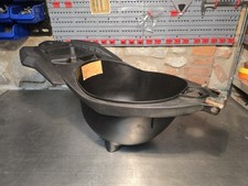 Plastica carena sottosella usato  Suvereto
