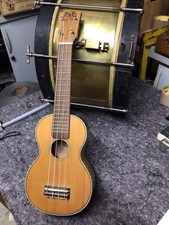 Ukulélé mahalia ltd d'occasion  Toulouse-
