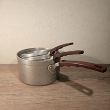 Batterie casseroles anciennes d'occasion  Ligueil