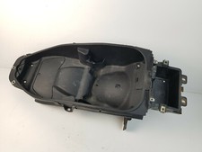 Vano casco sottosella usato  Fasano