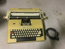 Macchina scrivere olivetti usato  Milano