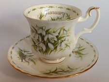 Tazza porcellana royal usato  Gorizia