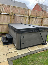 Pre owned hot for sale  MELTON MOWBRAY