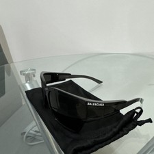 Óculos de sol Balenciaga mono retangular preto comprar usado  Enviando para Brazil