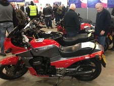 Kawasaki gpz 900r for sale  CALNE