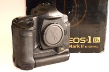 Fotocamera canon eos usato  Modena