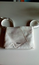 Sac desigual blanc d'occasion  Puy-l'Évêque