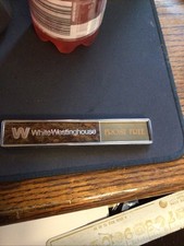 4,5 “X 7/8” White Westinghouse emblema de geladeira sem gelo plástico década de 1980 Ne comprar usado  Enviando para Brazil