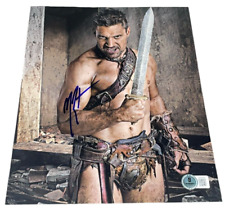 Manu bennett signed for sale  New York