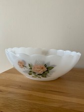 Vintage arcopal scalloped for sale  DURHAM