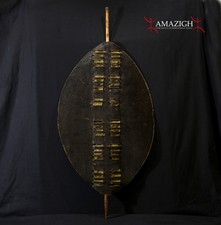 Antico scudo zulu usato  Firenze