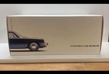 Autoart porsche museum d'occasion  Expédié en Belgium