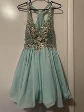 Beautiful formal party for sale  Henderson