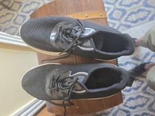 Paia scarpe sportive usato  Cardito