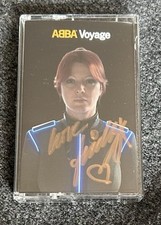 Frida (Anni-Frid Lyngstad) ABBA Voyage Signed Cassette Album Tape comprar usado  Enviando para Brazil