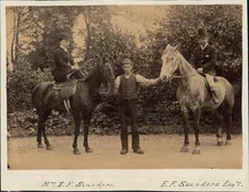 Mrs saunders saunders d'occasion Mrs saunders saunders d'occasion  Pagny-sur-Moselle