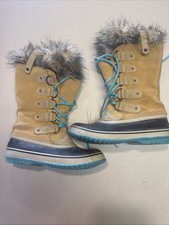 8 winter boots for sale  Tuolumne