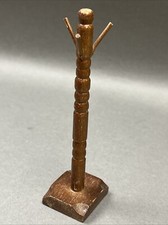 Móveis em miniatura vintage para casa de bonecas - Suporte para casaco de madeira/chapéu - Escala 1:12 comprar usado  Enviando para Brazil