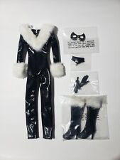 Outfit only tonner d'occasion  Expédié en Belgium