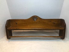 Usado, Prateleira de parede vintage rústica estilo country madeira coração ilhós toalheiro primitivo comprar usado  Enviando para Brazil