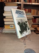 Arrigo petacco armata usato  Roma