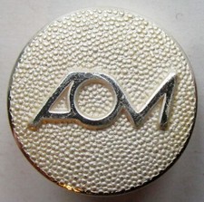 Bouton plat métal d'occasion  Puy-l'Évêque