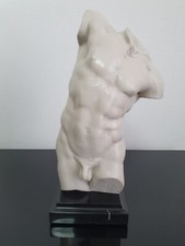 Scultura torso male usato  Napoli