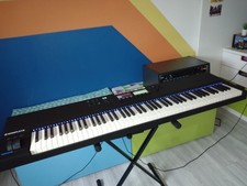 Komplete kontrol s88 d'occasion  Legé