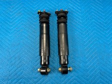 Usado, Par de apoios de suspensão dianteiros para amortecedor Lexus LX470 RH & LH 48510-60080 98 a 03/99 fabricante de equipamento original comprar usado Usado, Par de apoios de suspensão dianteiros para amortecedor Lexus LX470 RH & LH 48510-60080 98 a 03/99 fabricante de equipamento original comprar usado  Enviando para Brazil