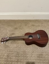 Ukulele Kala Brand Music Co. 4 cordas marrom KAA15-C, usado comprar usado  Enviando para Brazil
