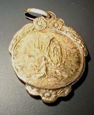Ancien médaille religieuse d'occasion Ancien médaille religieuse d'occasion  Ondres