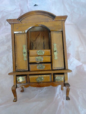 Usado, Casa de bonecas de madeira vintage miniatura 2 portas 6 gavetas armário guarda-roupa escritório comprar usado  Enviando para Brazil