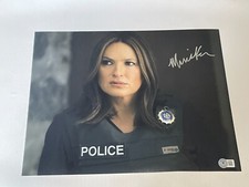 Foto Beckett autografada assinada por Mariska Hargitay 11x14 Law & Order SVU comprar usado  Enviando para Brazil